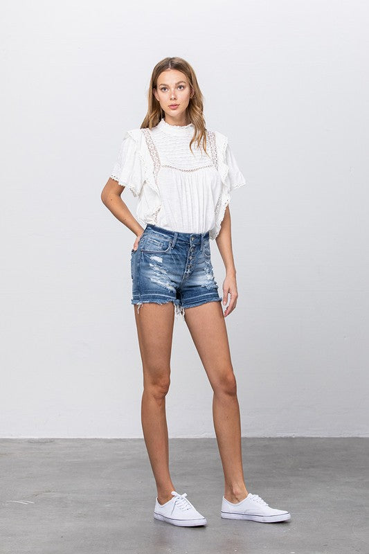 BUTTON DOWN MID RISE SHORTS