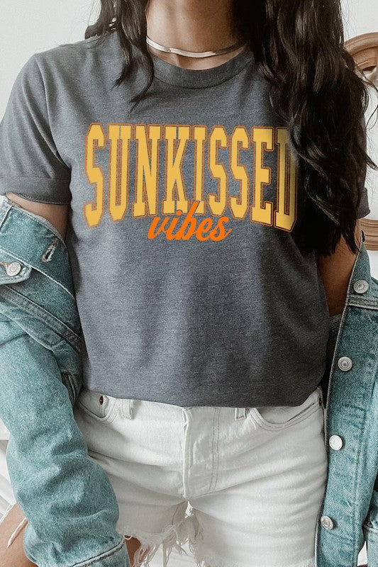 Sunkissed Vibes Graphic T-Shirt