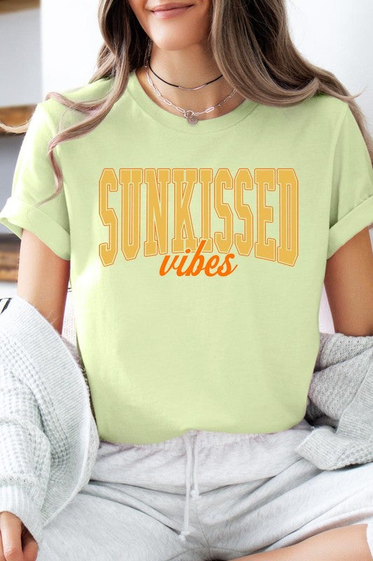 Sunkissed Vibes Graphic T-Shirt