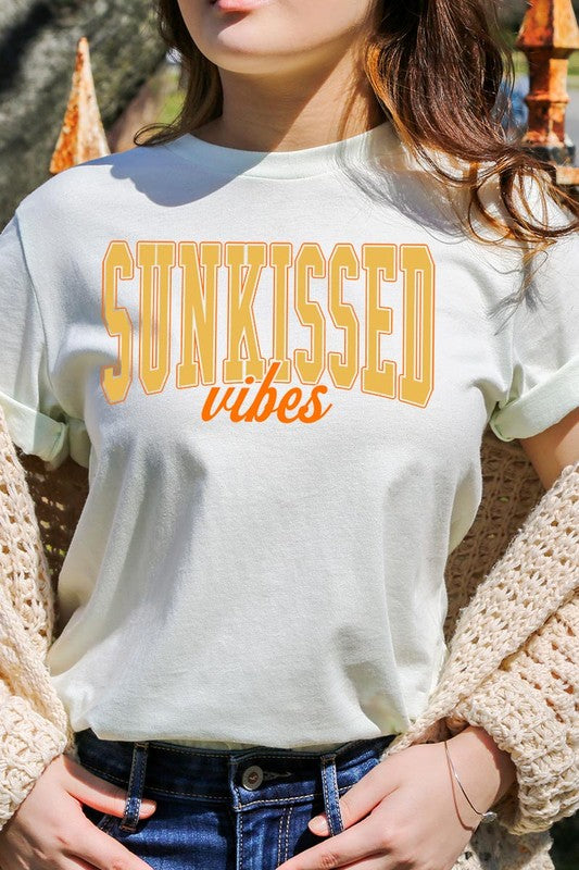 Sunkissed Vibes Graphic T-Shirt