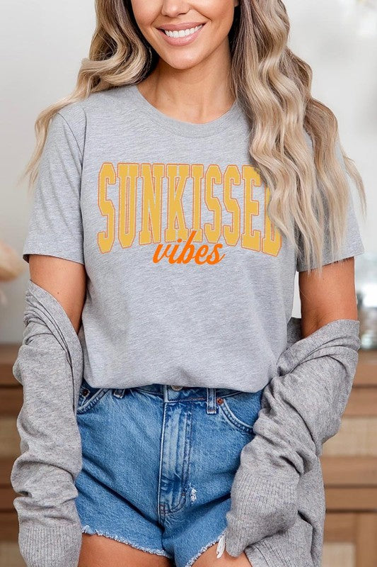 Sunkissed Vibes Graphic T-Shirt