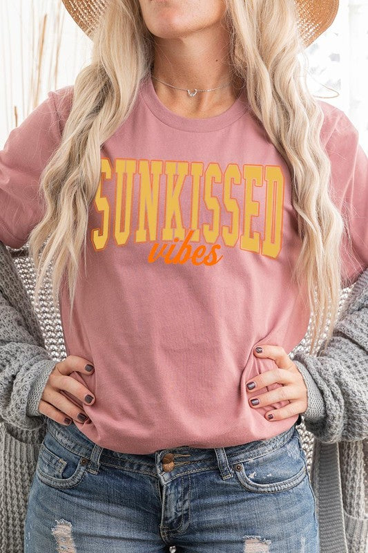 Sunkissed Vibes Graphic T-Shirt